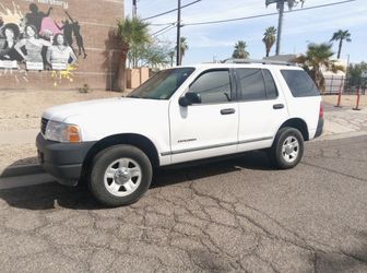 2005 Ford Explorer