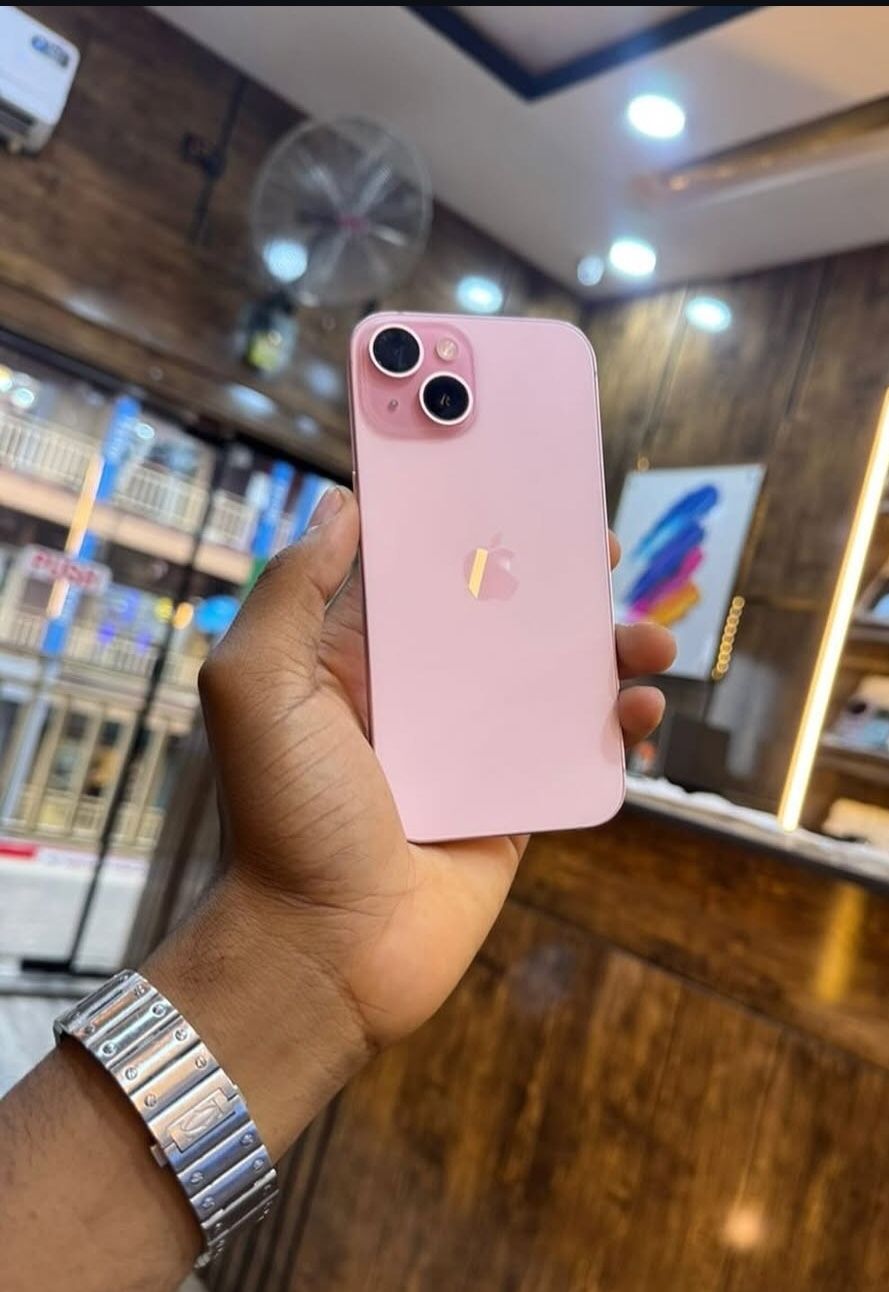 𝚒𝙿𝚑𝚘𝚗𝚎 15