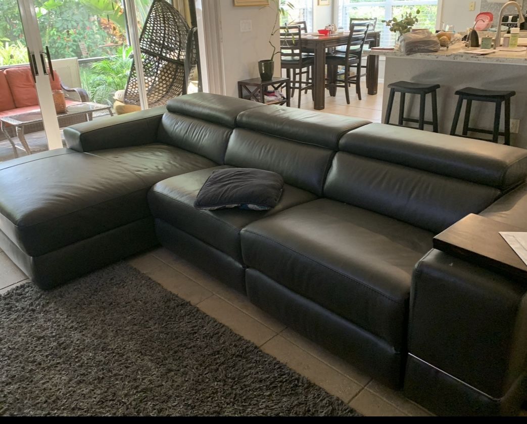 Gray Leather  Reclining  Sectional For Sale!!!