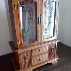 Vintage Jewelry Box with Music Box