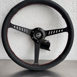 CLASSIC 380MM STEALTH STEERING WHEEL perforated leather color red stitch