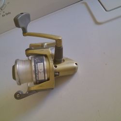 Fishing Reel 