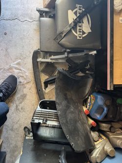 Various 2020 Ram 2500 Front End Trim pieces, Ram (contact info removed)3AA