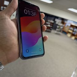 iPhone 11 - 64GB - Fully Unlocked