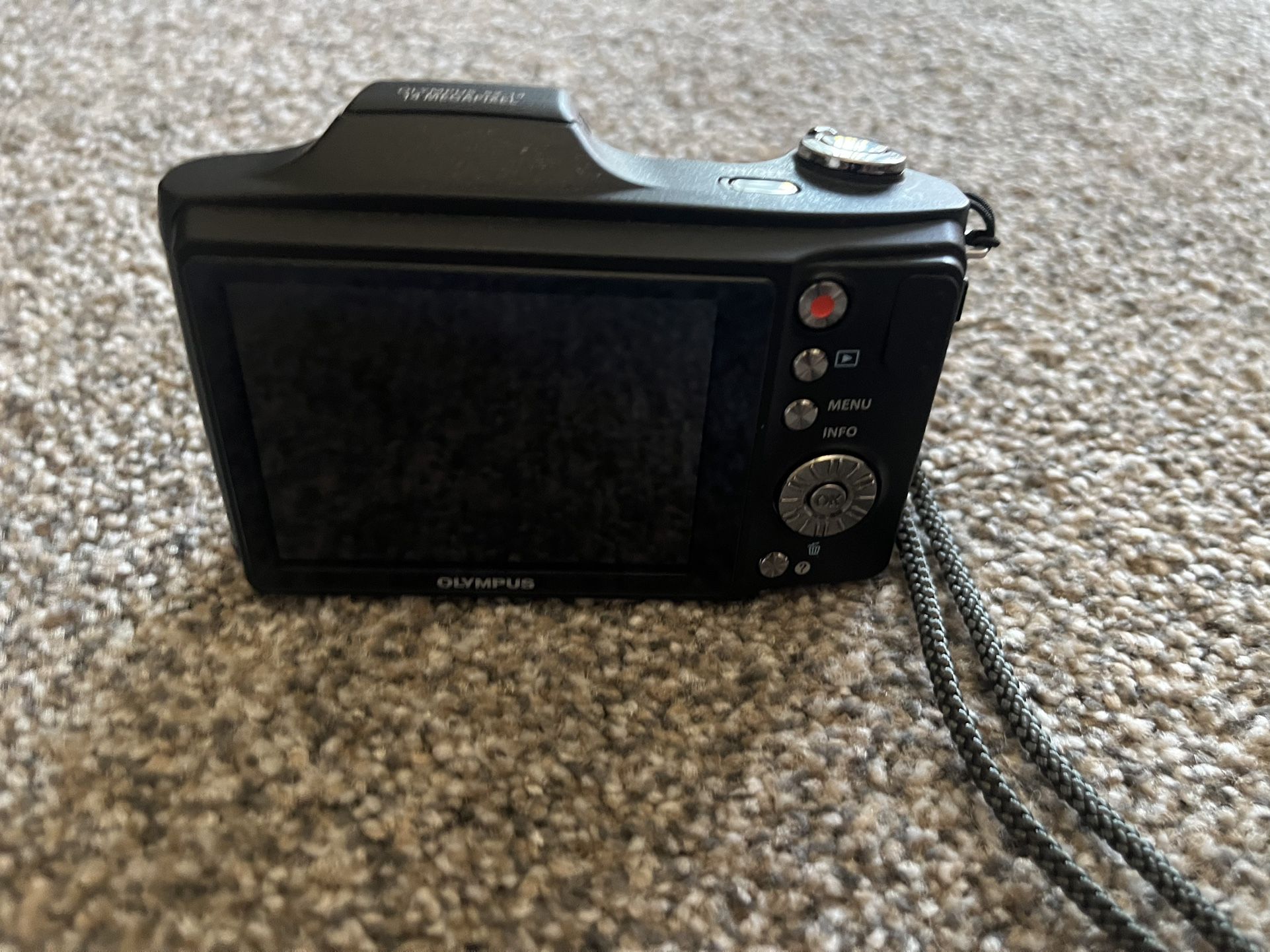 SZ-14 Olympus Camera