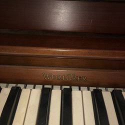 Wurlitzer Piano 