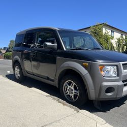 2004 Honda Element 