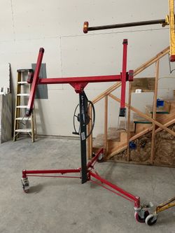 Drywall panel lift