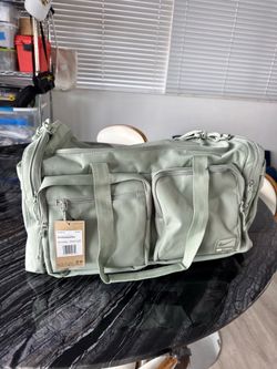 NEW Nike Utility 2.0 Duffel Bag Gym Travel Sports Bag Sage Green DX9789-100 NWT