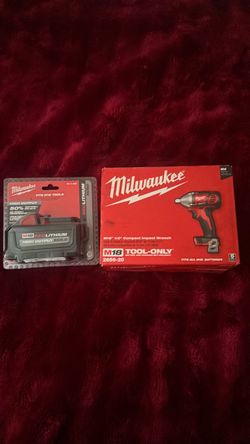 Milwaukee M18 Impact Wrench & XC6.0 Battery Bundle