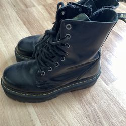 Dr Marten Platform Boots