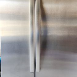 Whirlpool  Refrigerator  25.1cuft
