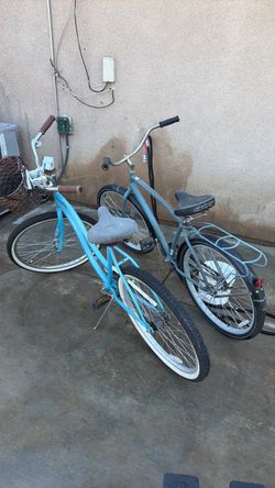 Beach cruiser bikes