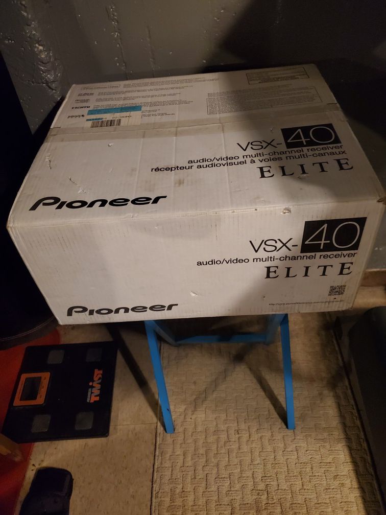 Brand New Pioneer VSX_40 audio and video receiver