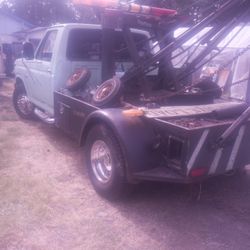    1984 Custom Ford  F-350  Green Color 
