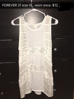 FOREVER 21 white top.