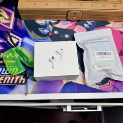 Apple AirPods Pro 3 !! (LIKE NEW) !! 