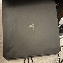 PS4 Slim