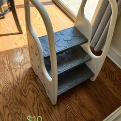 toddler 3 step stool for bathroom sink