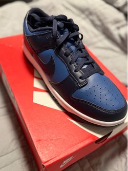 New! Men’s Nike Dunks size 11