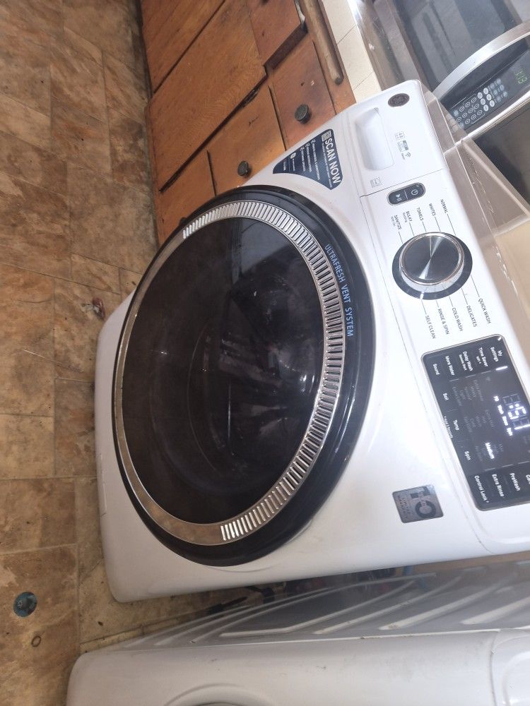 Maytag Washer & Dryer 