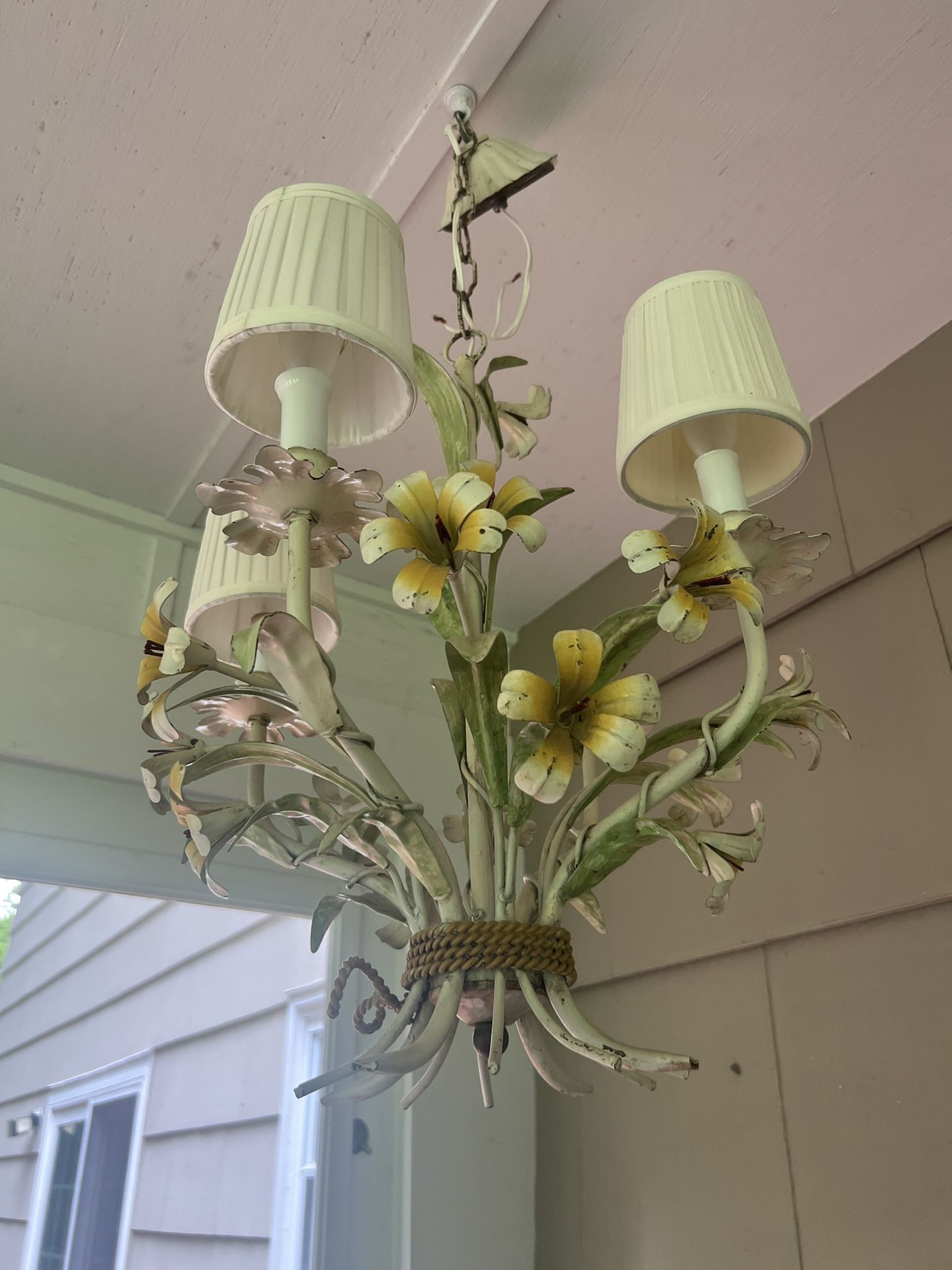 Antique Iron Chandelier in Excellent Condition antique white/cream with flowers 31”h x 155” diameter Smoke and pet free household