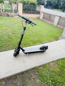 Scooter Eléctrico 