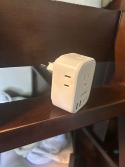 Lencent European travel plug adapter