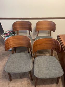 Set of 4 Mid-Century Modern Dinning Chairs