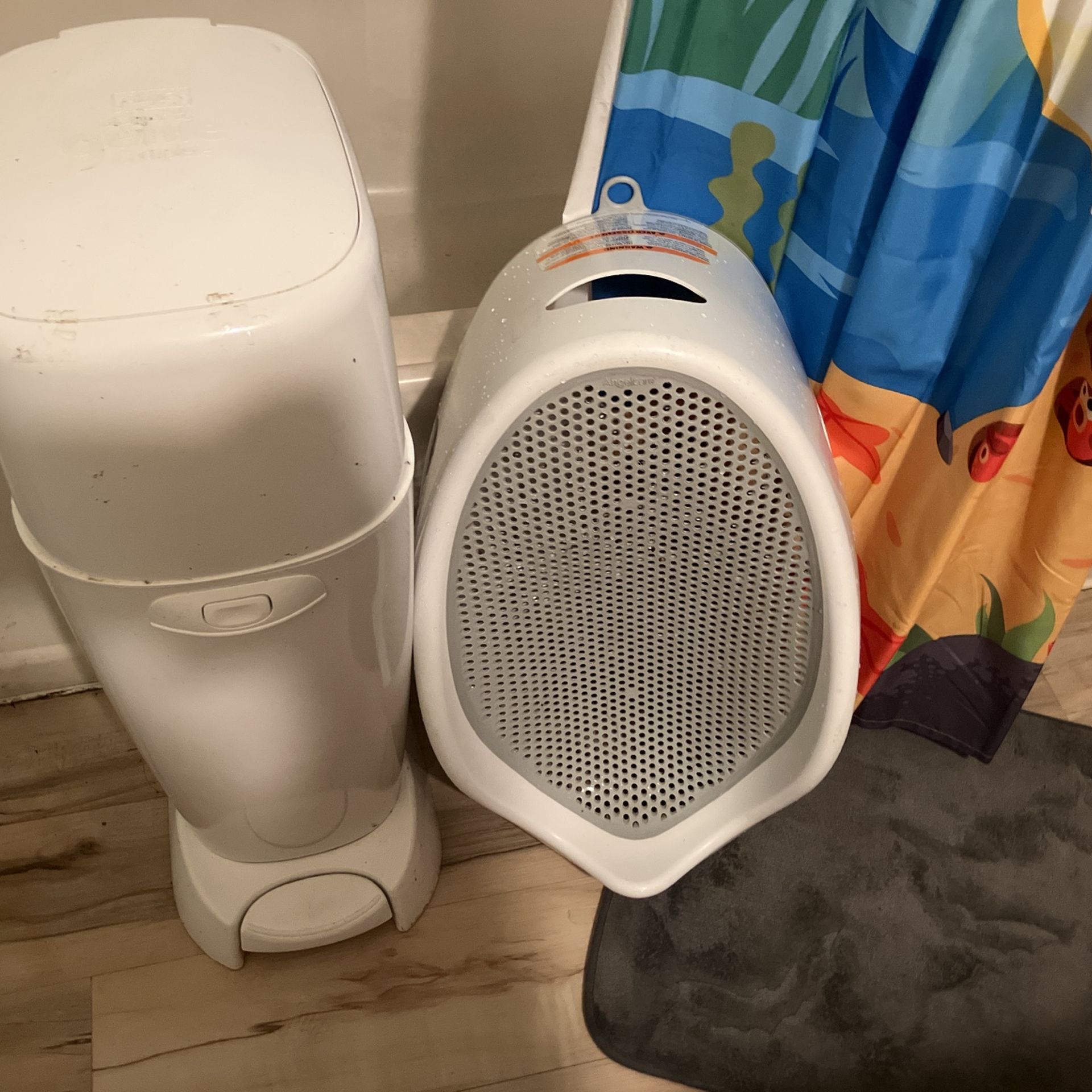 Diaper Genie And Baby tube 