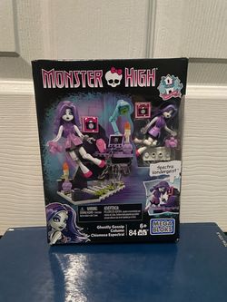 Monster High Ghostly Gossip Column Mega Bloks Playset Spectra Vondergiest NIB