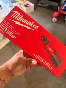Milwaukee M12 3/8" Cordless Ratchet Tool Only