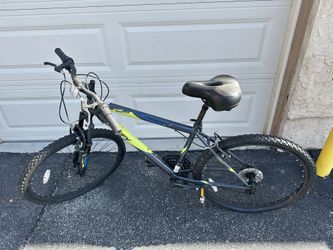 Huffy Mountain Bike Adult