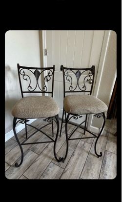 Bar chairs