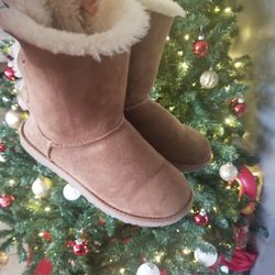 Ugg Boots Size 7