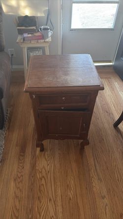 Bedside table