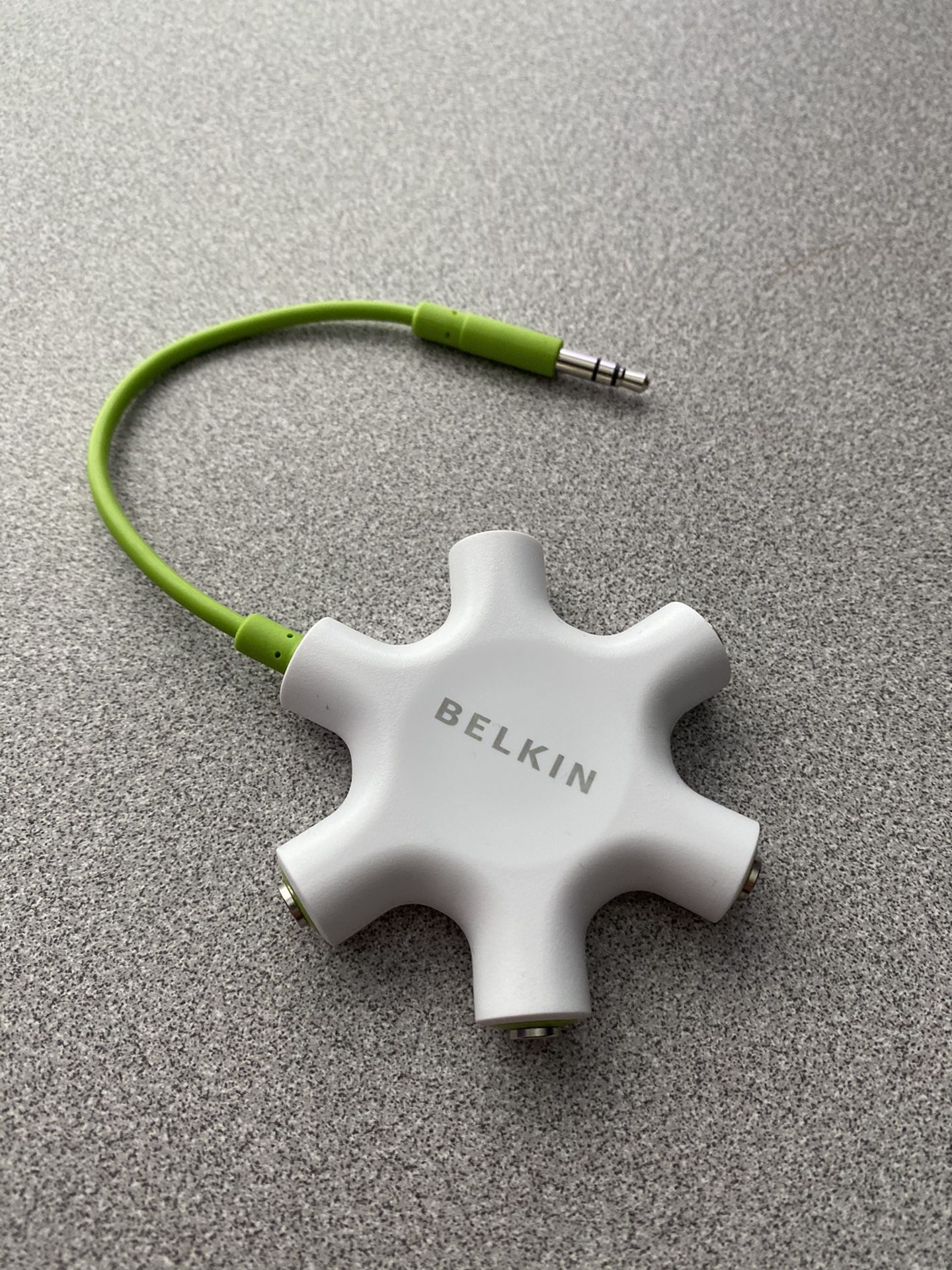 Belkin rockstar 5 way headphone splitter perfect!