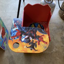 Toddler Table For Boy And Girl 