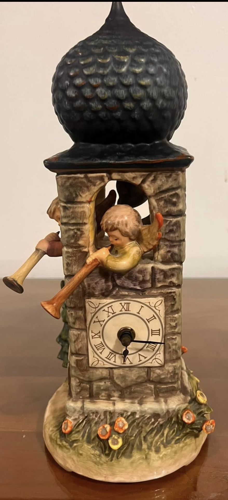 Goebel Hummel #441 "Call to Worship" 13" Clock 1988. Don’t Play Music.