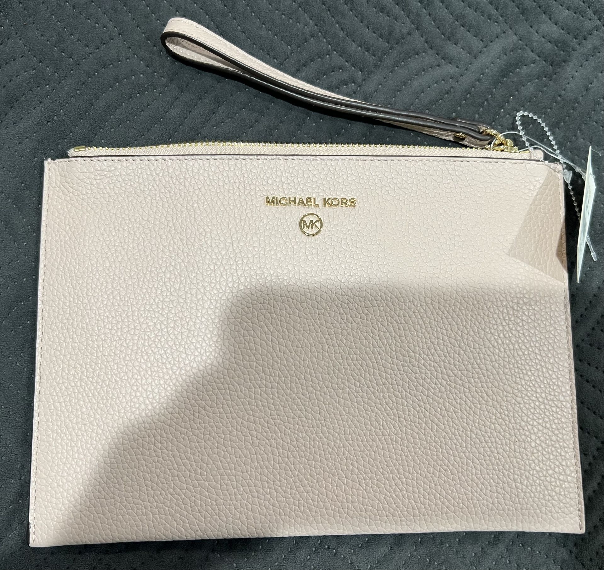 Michael Kors  XL  Zip Clutch Wristlet Bag Soft Pink