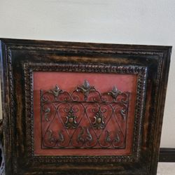 LARGE HANGING PICTURE