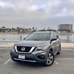 2017 Nissan Pathfinder