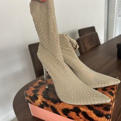 Nude Crystal Rhinestone Stiletto Ankle Boots Size 5.5