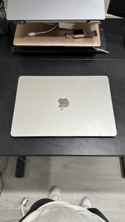 MacBook Air M2 with 512GB