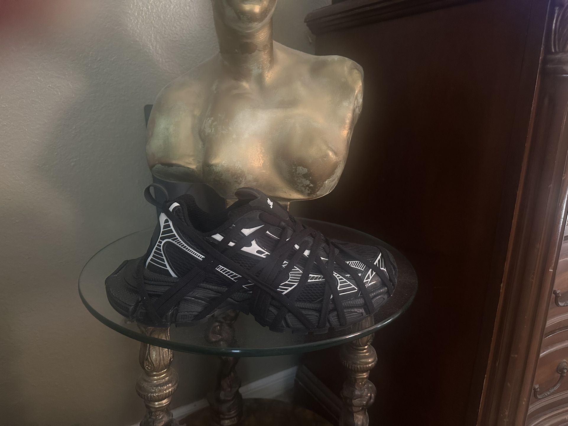 Balenciaga extreme laces Mens 11. Bag no box