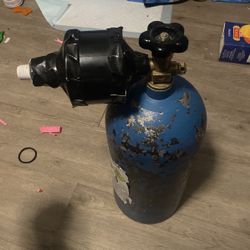 Nos Tank