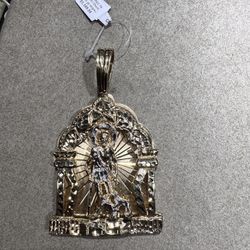 10k Religious Saint Lazarus Pendant 