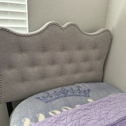 Twin button tuff head board