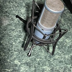 $70 AKG Pro Audio P220 High-Performance Condenser Microphone