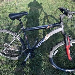 Schwinn MOUNTAIN BIKE 26” wheels 21 speed Bicycle 
